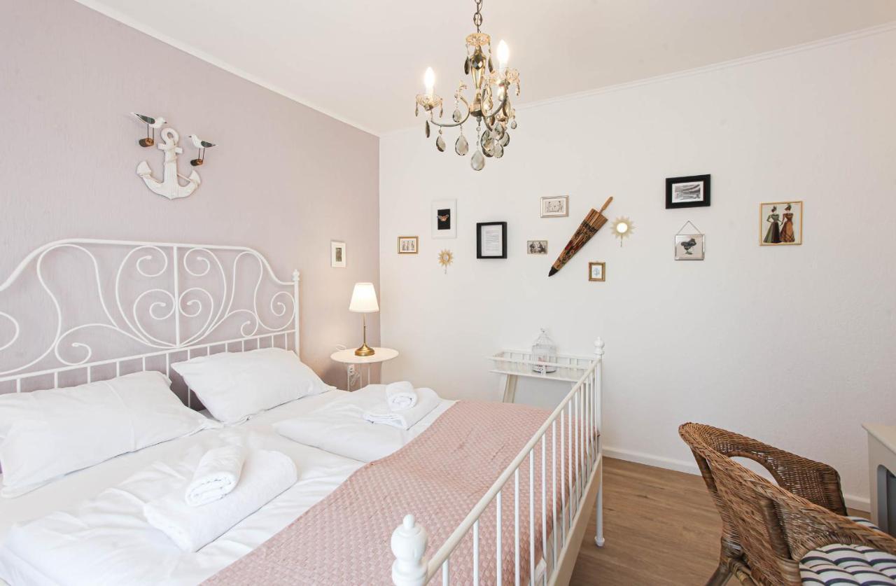 Sherlock'S Holidays Boutique Rooms Portorož Exteriér fotografie